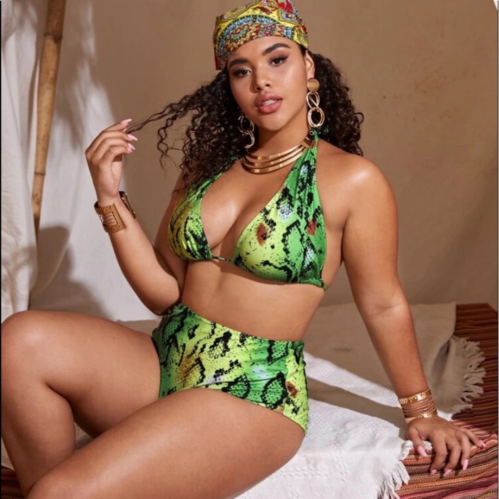 Snakeskin 2 piece boyshorts swim wear